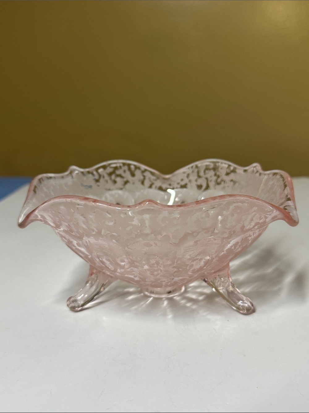 FENTON ROSE MING 3-TOED PINK DEPRESSION GLASS DISH BOWL